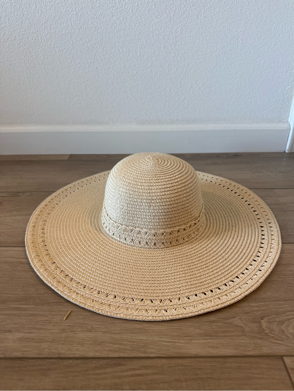 Women’s 100% Paper Non-Toxic Wide Brim Straw Sun Hat - Cream